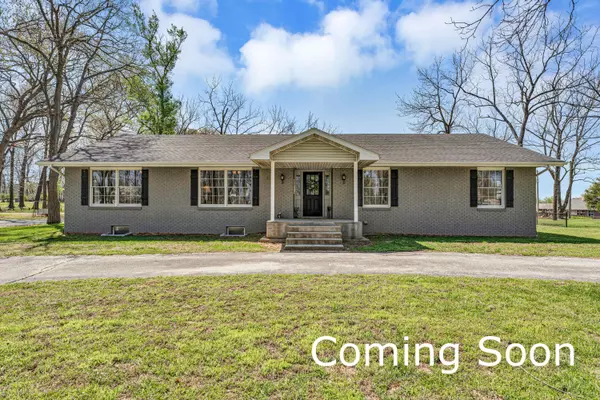 3002 W Sharon Drive, Ozark, MO 65721