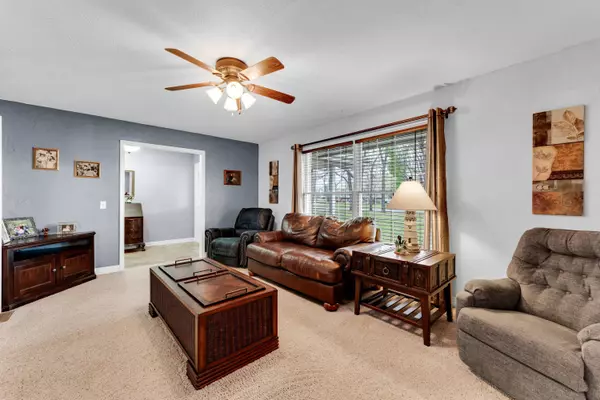 3002 W Sharon Drive, Ozark, MO 65721