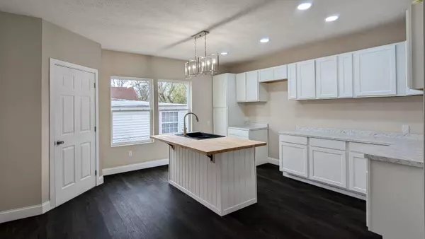 1923 N Campbell Avenue, Springfield, MO 65803