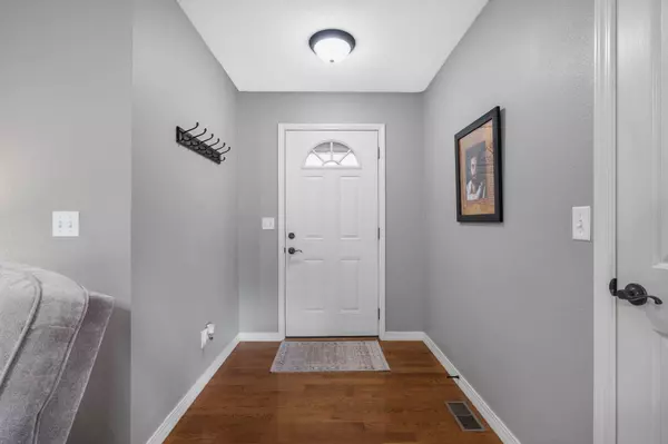 734 N Allison Street, Nixa, MO 65714