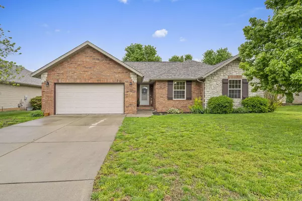 734 N Allison Street, Nixa, MO 65714