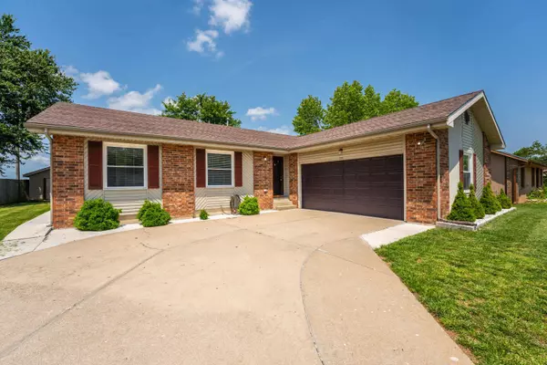711 S Eagle Street, Nixa, MO 65714