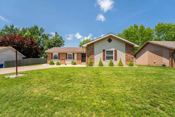 711 S Eagle Street, Nixa, MO 65714