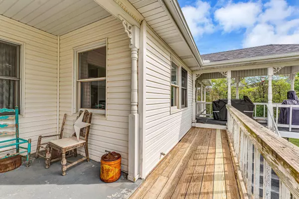 204 N Maple Street, Galena, MO 65656