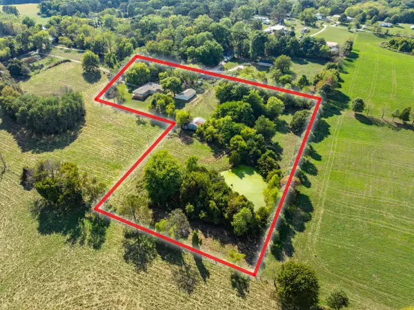 2113 Greene Road, Sparta, MO 65753