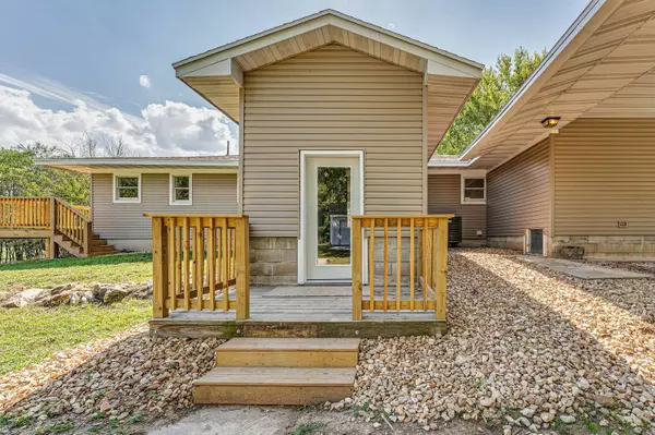 2113 Greene Road, Sparta, MO 65753