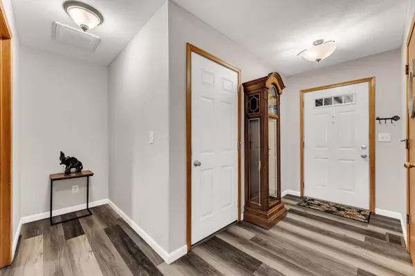 936 W Turnberry Boulevard, Ozark, MO 65721