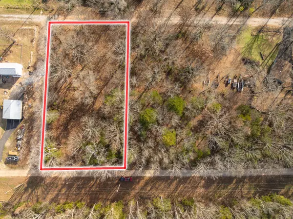 001 Boulder Drive, Lampe, MO 65681