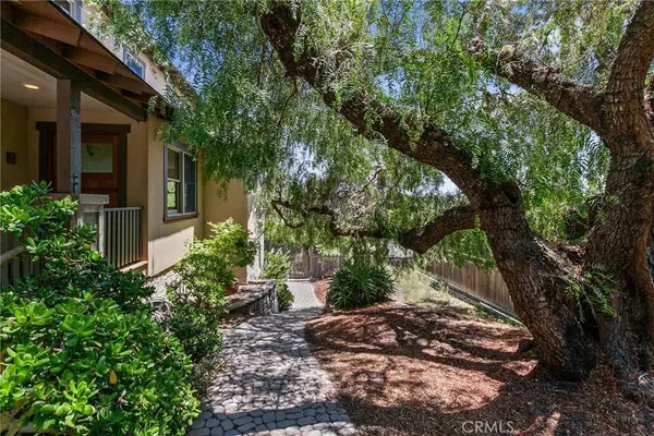 562 Crown Hill ST, Arroyo Grande, CA 93420