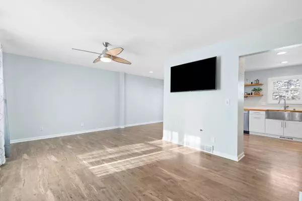 2008 Lenora Dr, West Bend, WI 53090