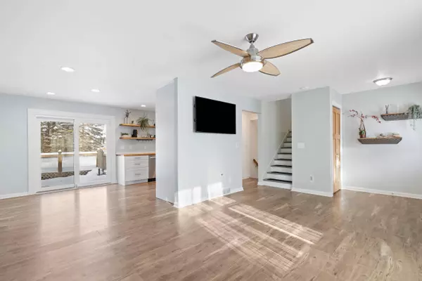 2008 Lenora Dr, West Bend, WI 53090