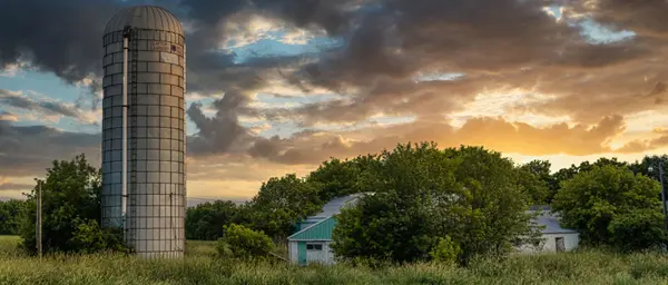 Germantonwn, WI Acreages for Sale