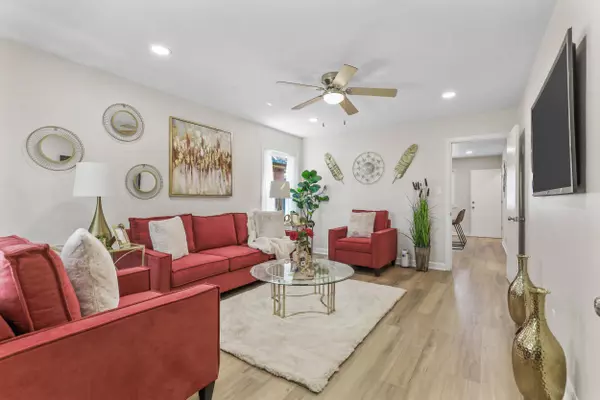 2919 N 54th St, Milwaukee, WI 53210