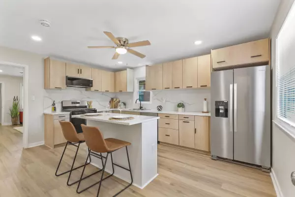 2919 N 54th St, Milwaukee, WI 53210