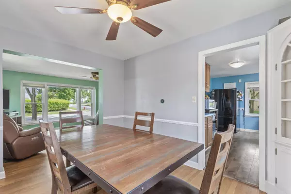 2879 S 44th St, Milwaukee, WI 53219