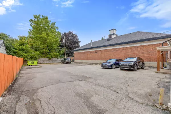 7161 N 43rd St, Milwaukee, WI 53209