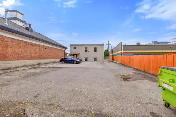 7161 N 43rd St, Milwaukee, WI 53209