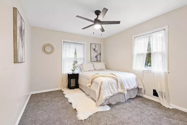 7829 W Palmetto Ave, Milwaukee, WI 53218