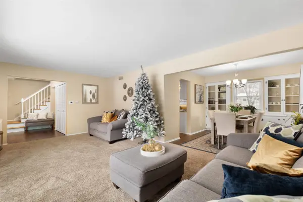 9262 N 60th St, Brown Deer, WI 53223