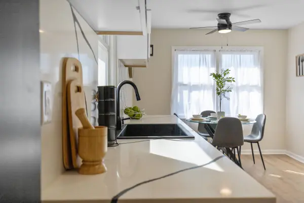 5870 N 75th St, Milwaukee, WI 53218