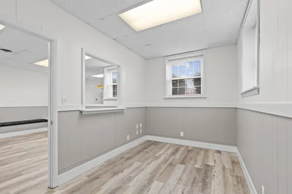 7161 N 43rd St, Milwaukee, WI 53209