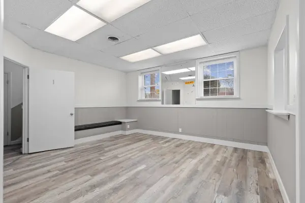 7161 N 43rd St, Milwaukee, WI 53209