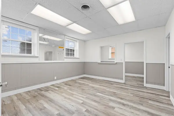 7161 N 43rd St, Milwaukee, WI 53209