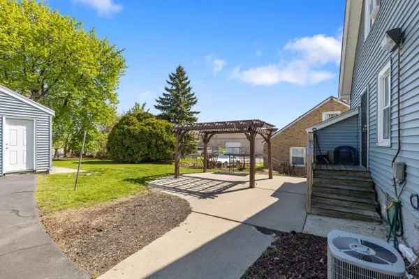 3318 W Florist Ave, Milwaukee, WI 53209