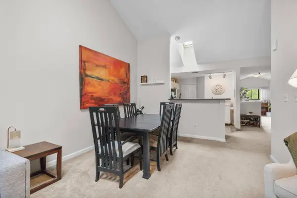 500 W Bender 13 Rd, Glendale, WI 53217