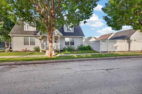 4230 N 45th Pl, Milwaukee, WI 53216-1410