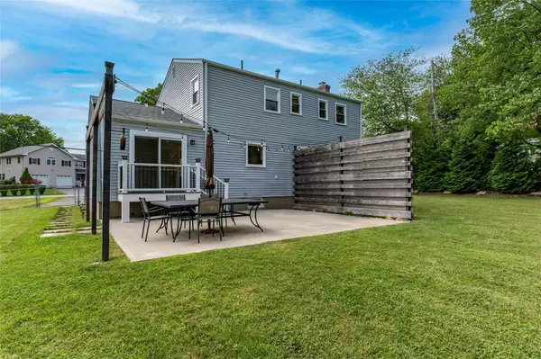 2 Jean LN, New City, NY 10956