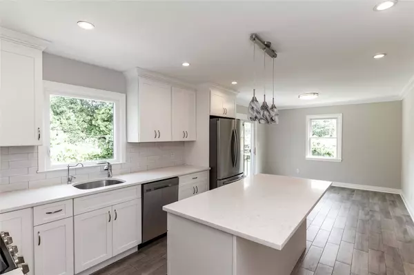 2 Jean LN, New City, NY 10956