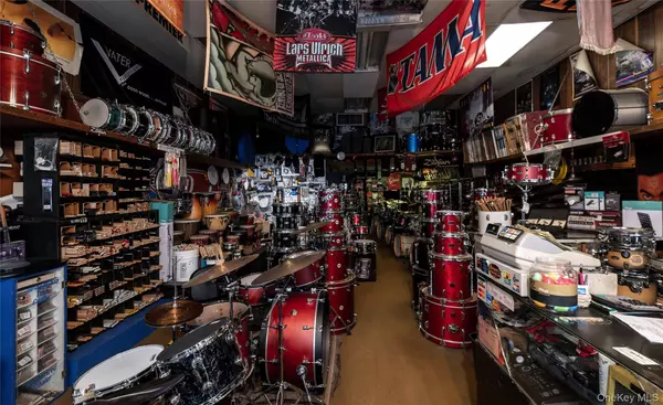 81 Main ST, Nyack, NY 10960