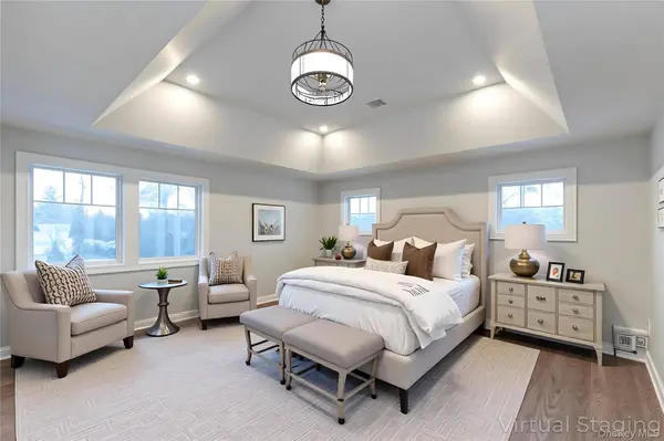 352 Holt DR, Pearl River, NY 10965