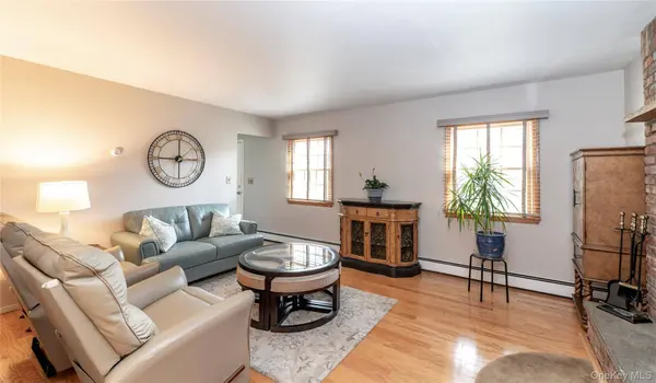 148 Lake RD, Valley Cottage, NY 10989