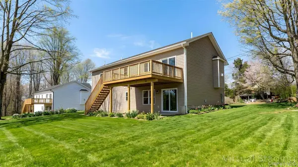 744 9W Route, Valley Cottage, NY 10989