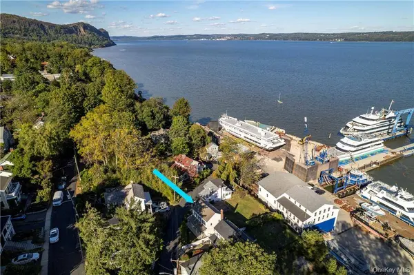 7 Van Houten ST, Nyack, NY 10960