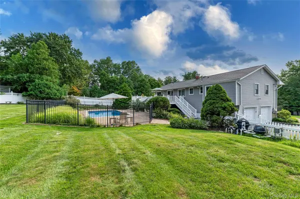 619 Russet RD, Valley Cottage, NY 10989