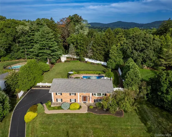 619 Russet RD