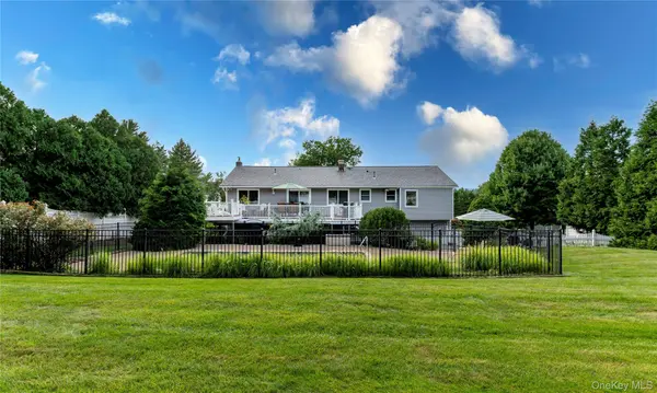 619 Russet RD, Valley Cottage, NY 10989