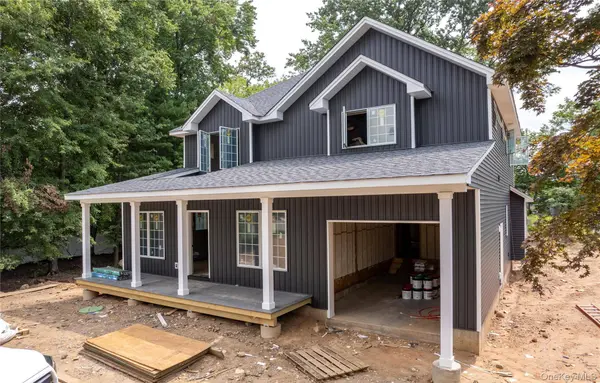 354 Holt DR, Pearl River, NY 10965