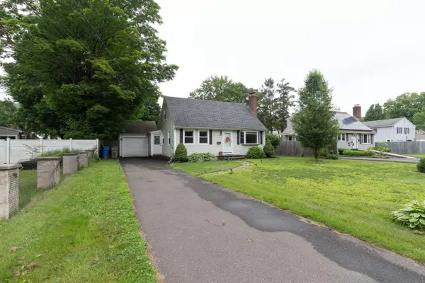 180 Lake Avenue, Bristol, CT 06010