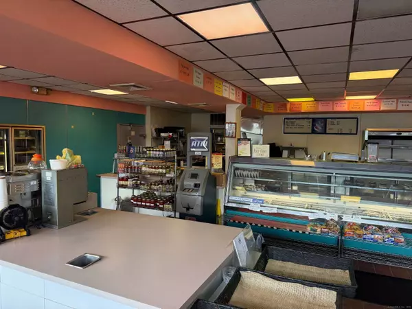 1595 Baldwin Street, Waterbury, CT 06706