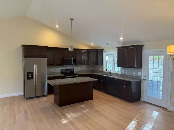 75 Sturbridge Court, Bristol, CT 06010