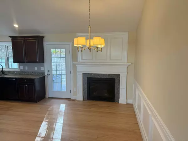 75 Sturbridge Court, Bristol, CT 06010