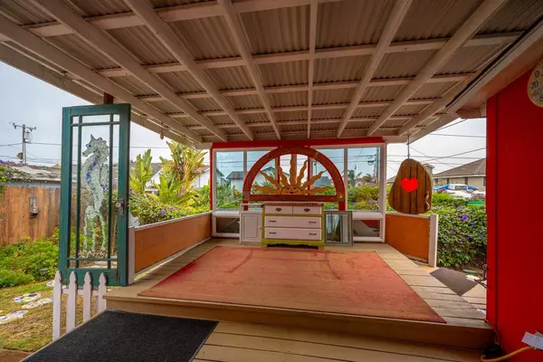 1780 Paso Robles St, Oceano, CA 93445-9358