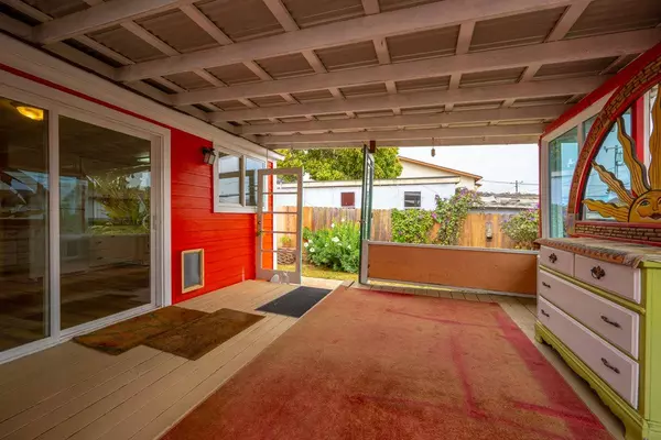 1780 Paso Robles St, Oceano, CA 93445-9358