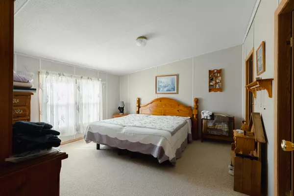 Beverly, WV 26253-4716,118 Tudor Ln