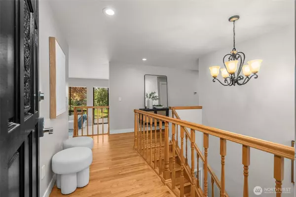 14005 SE 243rd ST, Kent, WA 98042