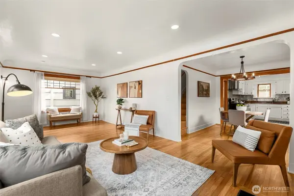 5009 S Alaska ST, Seattle, WA 98118
